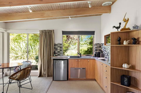 Adelaide Hills Retreats - NT Tourism 24