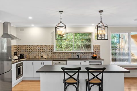 Adelaide Hills Retreats - NT Tourism 23
