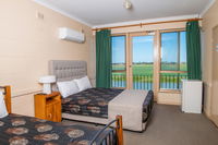 Book Tailem Bend Accommodation Vacations Accommodation NT Accommodation NT