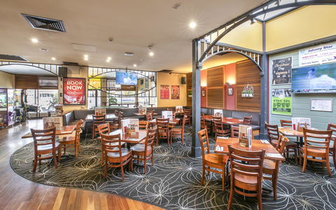 Nightcap At Exeter Hotel - NT Tourism 5