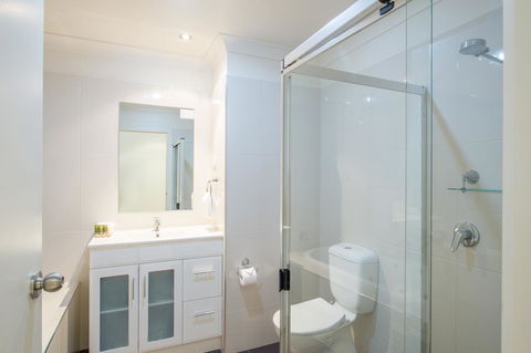 Clare Country Club - Accommodation NT 24