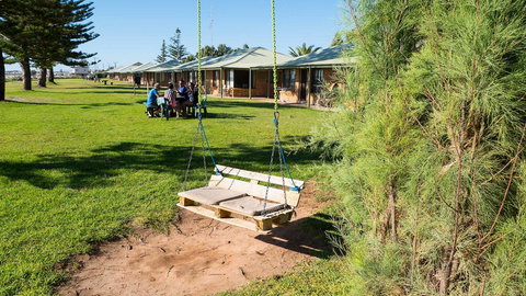 Wallaroo Holiday Park - Accommodation NT 2