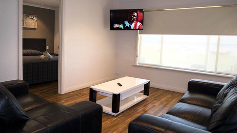 Wallaroo Holiday Park - Accommodation NT 31