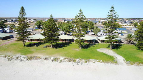 Wallaroo Holiday Park - Accommodation NT 0