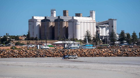 Wallaroo Holiday Park - Accommodation NT 8