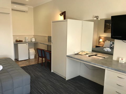 Robetown Motor Inn & Apartments - Accommodation NT 26