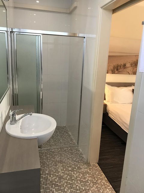 Robetown Motor Inn & Apartments - Accommodation NT 23