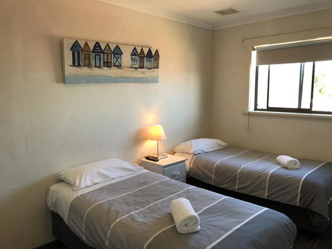 Robetown Motor Inn & Apartments - Accommodation NT 12