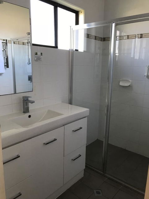 Robetown Motor Inn & Apartments - Accommodation NT 30