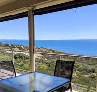 Ochre Point Beach House on Moana Seafront - Accommodation NT