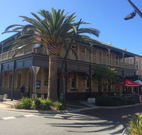 Grosvenor Hotel - Accommodation NT