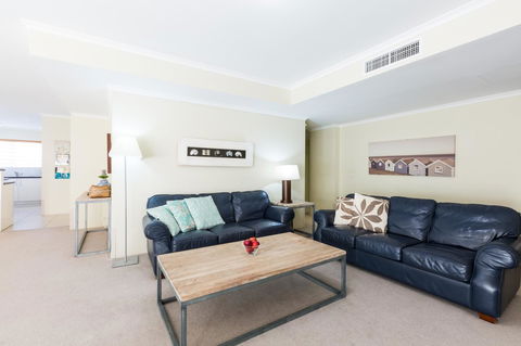 Ramada Resort By Wyndham Shoal Bay - Accommodation NT 41