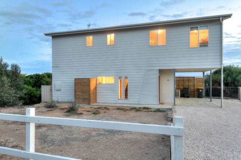 SeaWatch-Sea Views - NT Tourism 9