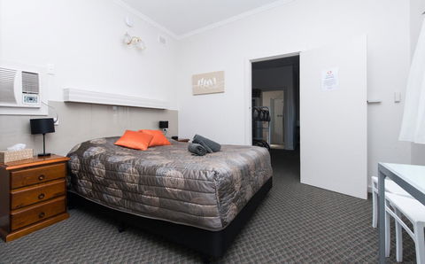 Blue Lake Motel - NT Tourism 10