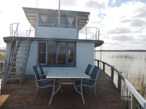 PS Federal Retreat Paddle Steamer Goolwa - NT Tourism 34