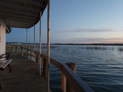 PS Federal Retreat Paddle Steamer Goolwa - NT Tourism 4