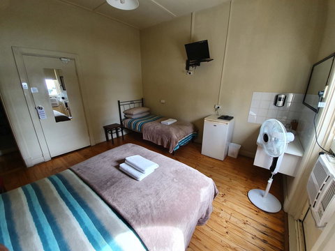 Pier Hotel Port Lincoln - Accommodation NT 15