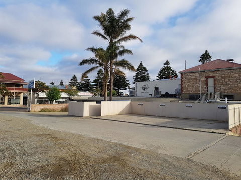 Pier Hotel Port Lincoln - Accommodation NT 32