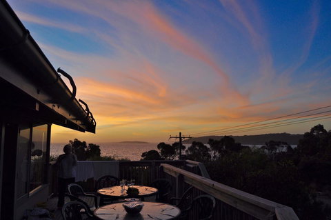 Dolphinview - Accommodation NT 15