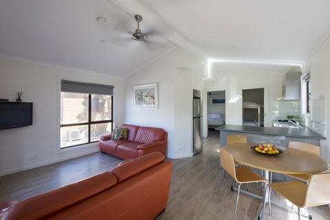 Discovery Parks - West Beach Parks - Accommodation NT 21