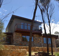 Of Stone and Wood Guesthouse - Accommodation NT