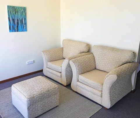 Lake Albert Motel - NT Tourism 14
