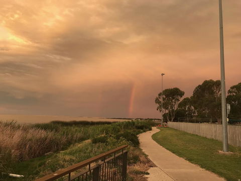 Lake Albert Motel - NT Tourism 18