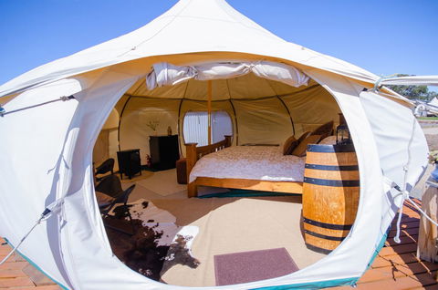 Bukirk Glamping & Fancy Coops - NT Tourism 10