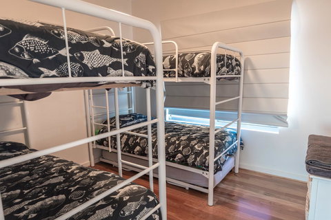 Middle River Beach House - East & West House - Accommodation NT 14