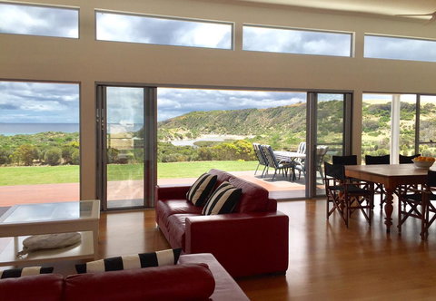 Middle River Beach House - East & West House - Accommodation NT 5