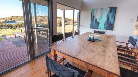 Middle River Beach House - East & West House - Accommodation NT 8