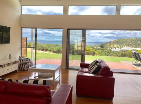 Middle River Beach House - East & West House - Accommodation NT 20