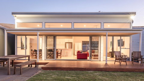 Middle River Beach House - East & West House - Accommodation NT 7