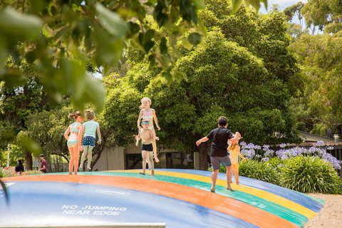 Blue Lake Holiday Park - NT Tourism 5