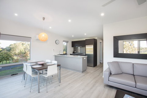 Blue Lake Holiday Park - NT Tourism 21