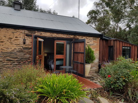 William Hunt's Retreat - Cypress Studio - NT Tourism 11