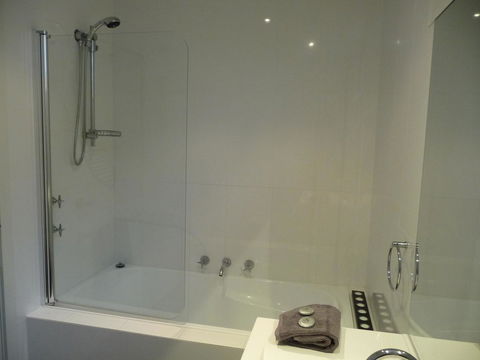 2 Austinmer Studio - Accommodation NT 7