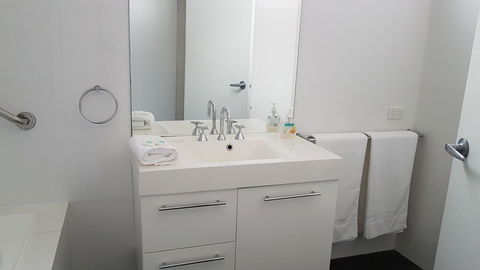 2 Austinmer Studio - Accommodation NT 6