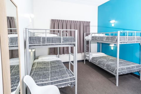 YHA Adelaide Central - Accommodation NT 34