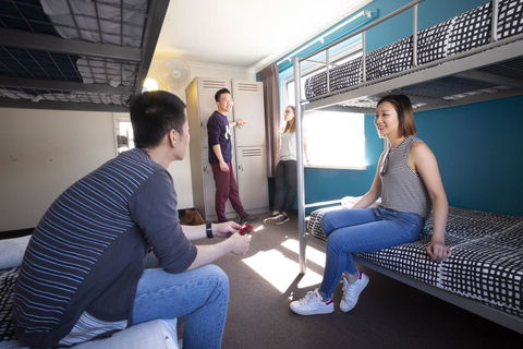 YHA Adelaide Central - Accommodation NT 16