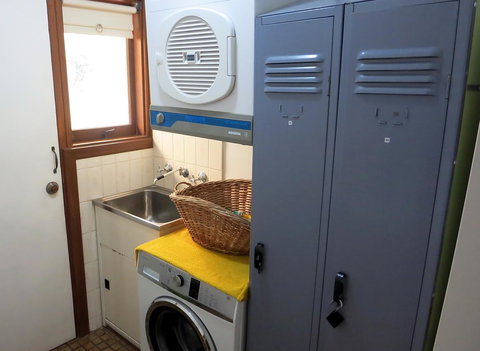 A2@Port Willy - Accommodation NT 16