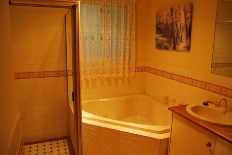 A Secret Treasure - Accommodation NT 10