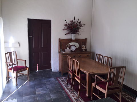 Clare Valley Cabins - NT Tourism 27