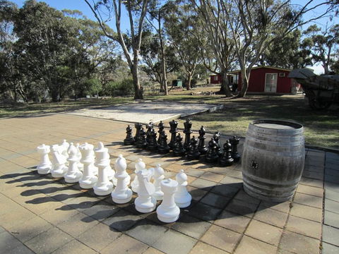 Clare Valley Cabins - NT Tourism 38