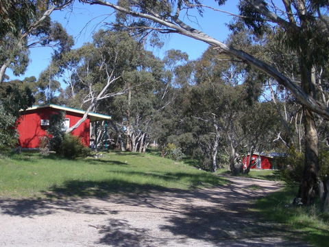 Clare Valley Cabins - NT Tourism 13
