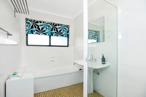 Red Door - Accommodation NT 7