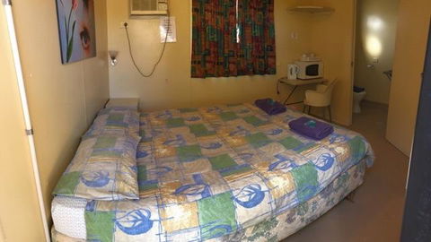 A1Cabins - Accommodation NT 5