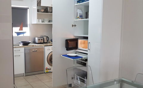 Acaill Accommodation Esplanade Living Self Check-In Self Check-Out - Accommodation NT 29