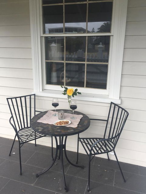 Railway Cottage In Beachport - NT Tourism 21