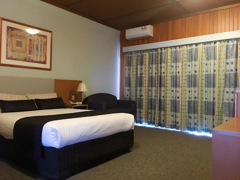 Desert Cave Hotel - Accommodation NT 43
